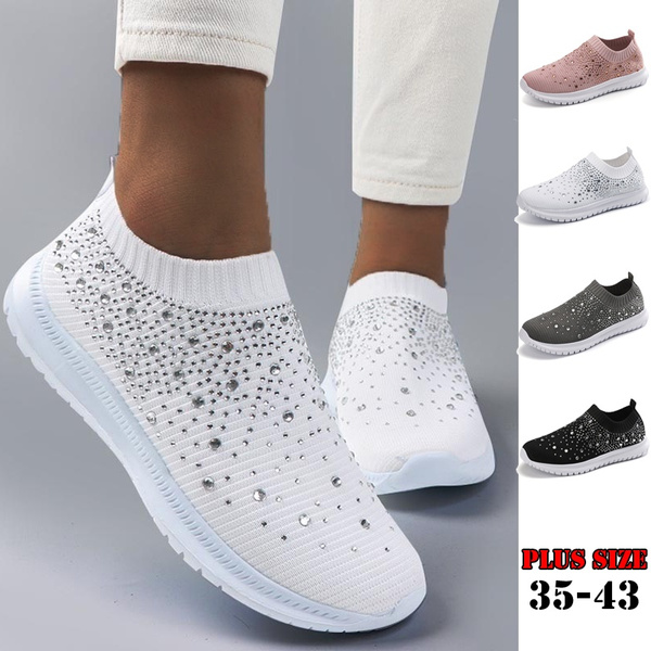 flat sole sport shoes