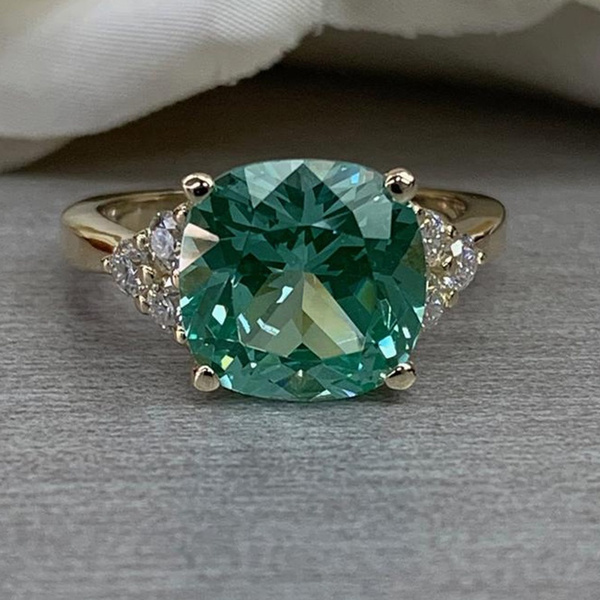 Green Diamond | Create your own Green Diamond jewellery with GLAMIRA |  GLAMIRA.in