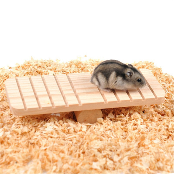 Creative Pet Toy Little Pet Rabbit Wooden Hamster Nonslip Seesaw
