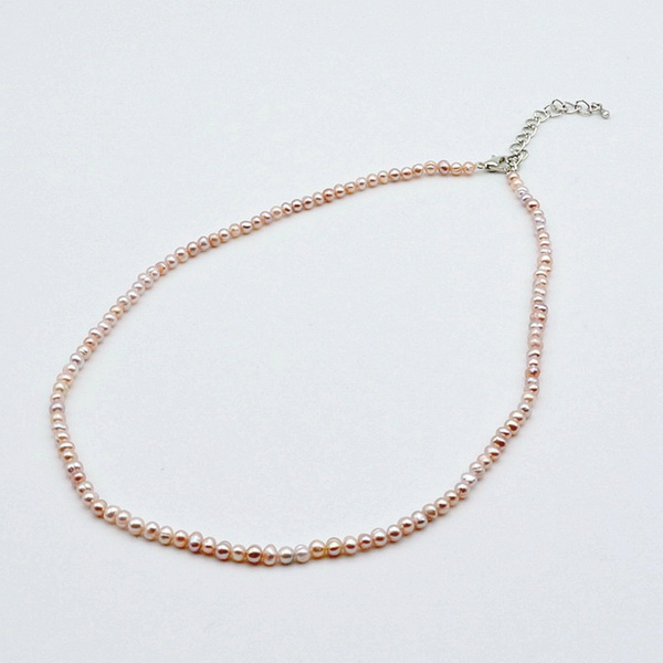 Girl small pearl necklace, short 