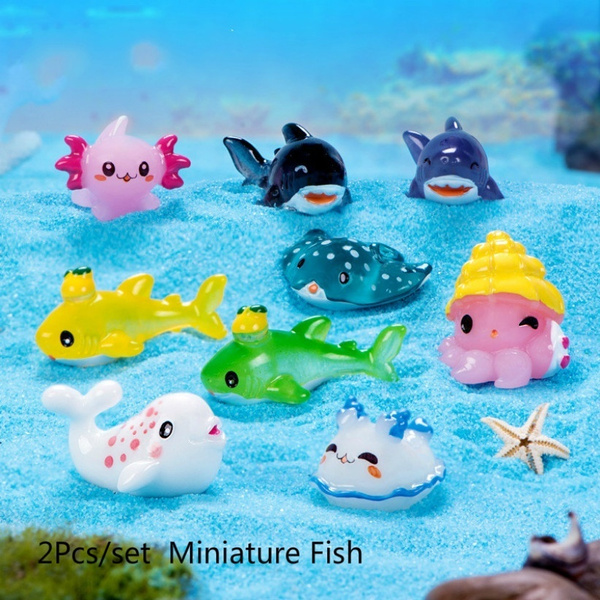 micro fish toy