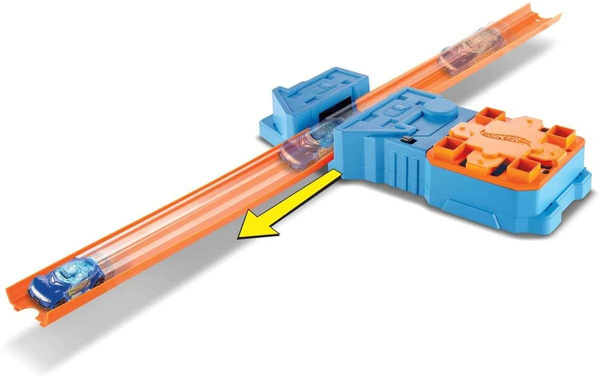 Hot wheels store track builder booster