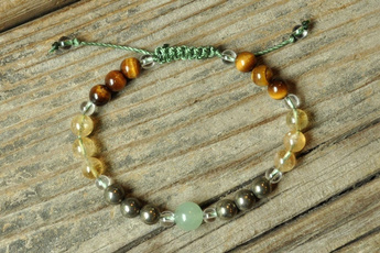 Yoga, pyrite, aventurine, tigereye