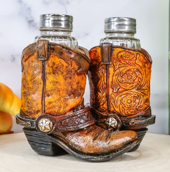 Ebros Fancy Pair Of Cowboy Boots With Texas Star Salt And Pepper Shakers Holder Set Decorative Display Figurine For Country Western Kitchen Decor And Table Centerpiece Decorations As Gifts For Cowboys