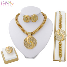 Travel Accessories, Jewelry, gold, famous brand jewelry
