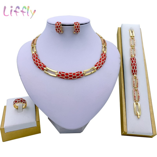 Conjunto Clásico De Joyas De Bodas Collar Y Pendientes De De Conjunto Clásico De Joyas De Bodas Collar Y Pendientes De De