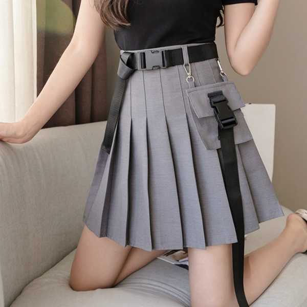 pleated mini skirt belt