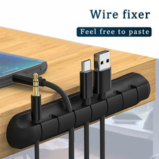 Sentez-vous libre de coller un organisateur de câbles de bureau multifonctionnel USB Câble fixe Concentrateur de stockage Attache de câble Fente pour carte Clip Boucle Câble réseau Finition Artefact