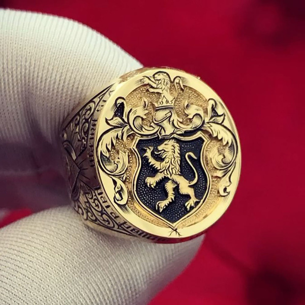 lion engraved ring