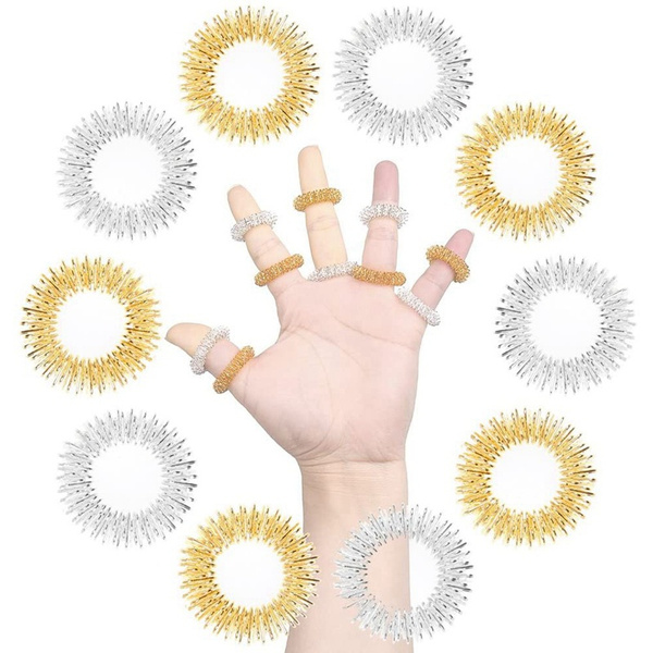 spiky finger ring