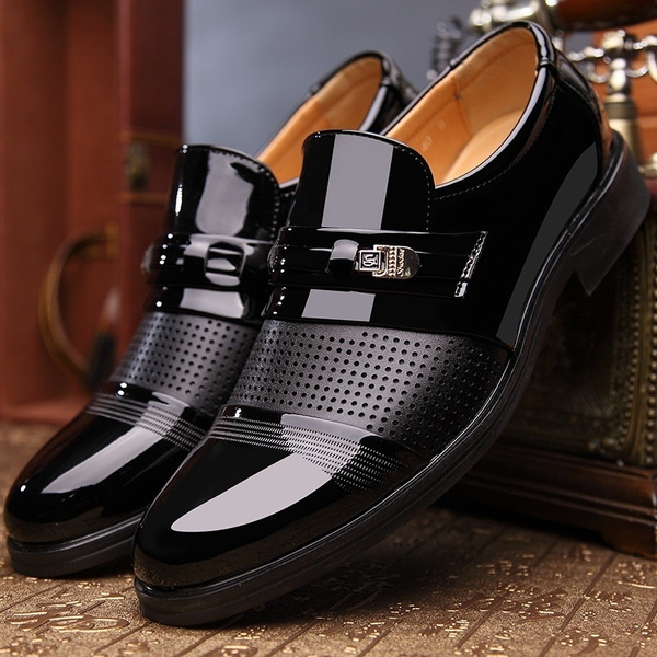 Men design store shoes