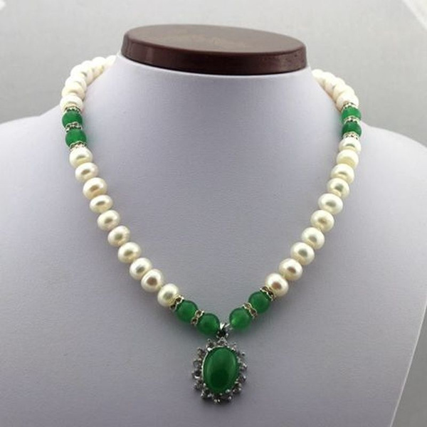 Jade and store pearl jewelry