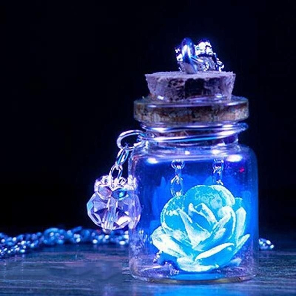 New Arrivals Glow In The Dark Jewelry Glowing Flower Delicate Necklace Mini  Glass Wishing Bottle