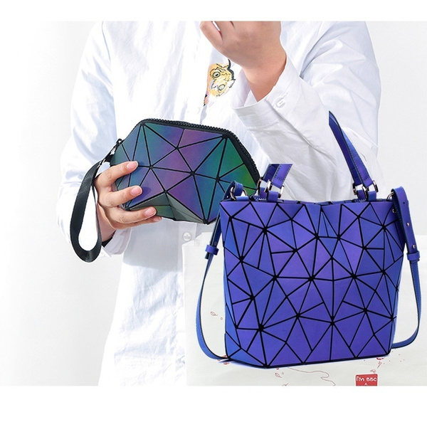 holographic clutch bolsa