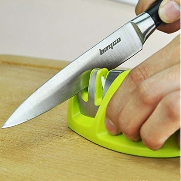 Durable Non Slip Portable Mini 2 Stage Double Groove Knife Scissor Sharpener  Grindstone Multifunction Knife Sharpener Outdoor Home-styleKitchen Tool  （Color: Black, Green）（Random Style）