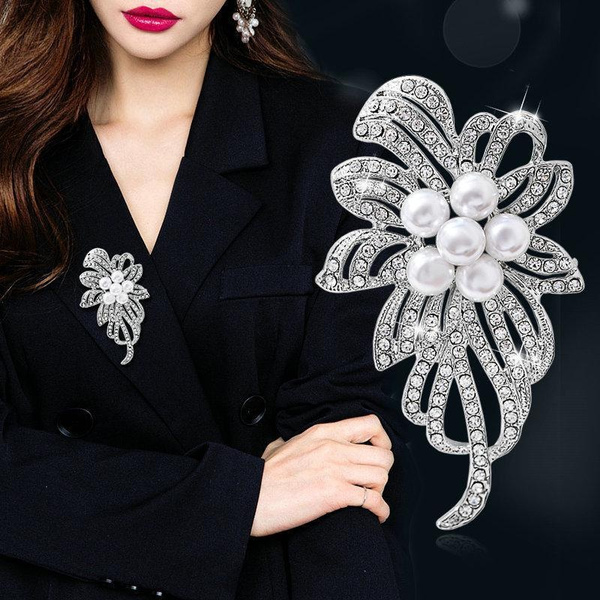 Women's Elegant Exquisite Brooch Pin Girls Female Party Wedding Luxury  Flower Garment Ornament Gifts