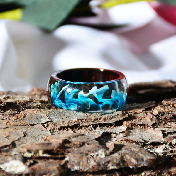 Epoxy resin store wood ring