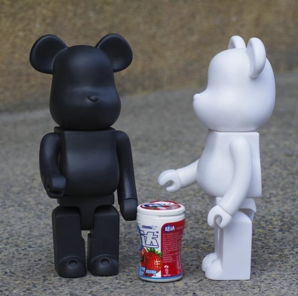 BearBrick figura de acción de 28cm para decoración del hogar, figura de BearBrick figura de acción de 28cm para decoración del hogar, figura de