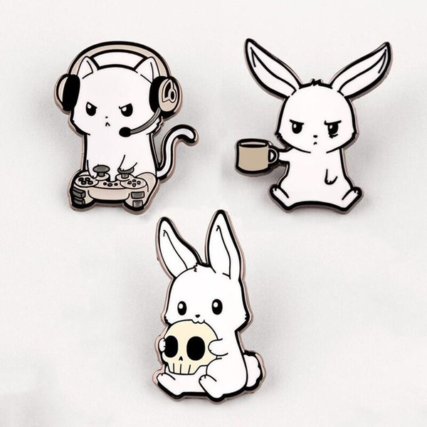 Laughing Rabbit Pin Funny Rabbit Lapel Pin Halloween Game Player Cute Animal Brooch Denim ...