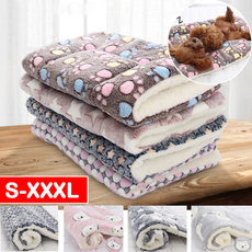 Soft Flannel Thickened Pet Soft Fleece Pad Pet Blanket Bed Mat for Puppy Dog Cat Sofa Cushion Home Rug Keep Warm Sleeping Cover