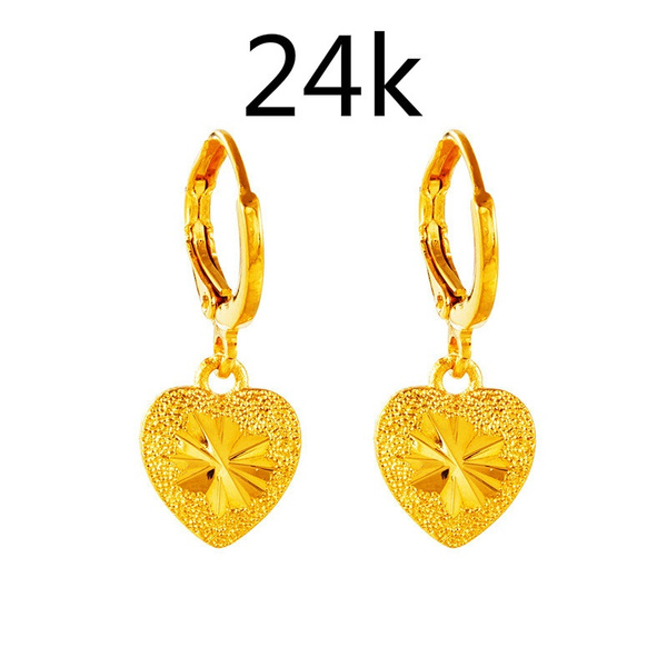 heart shape earrings design