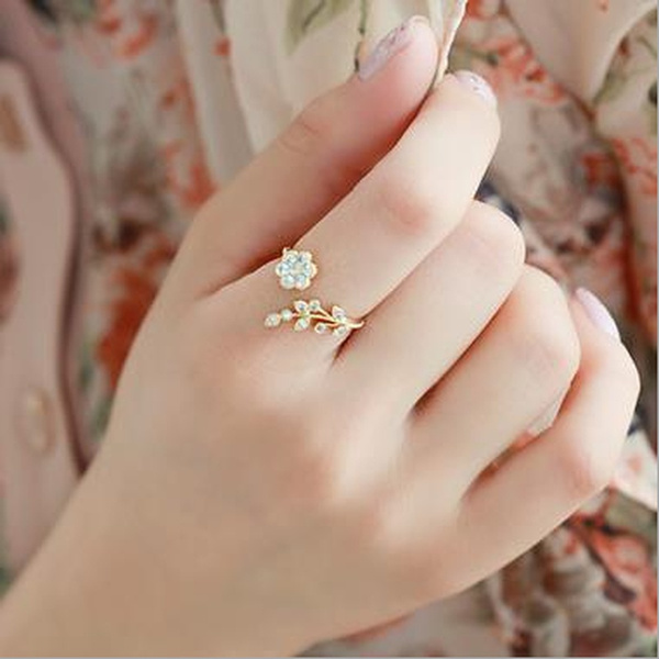 Napoo  Fashionable Wedding Ring Plum Blossom Ring Finger Accessories 