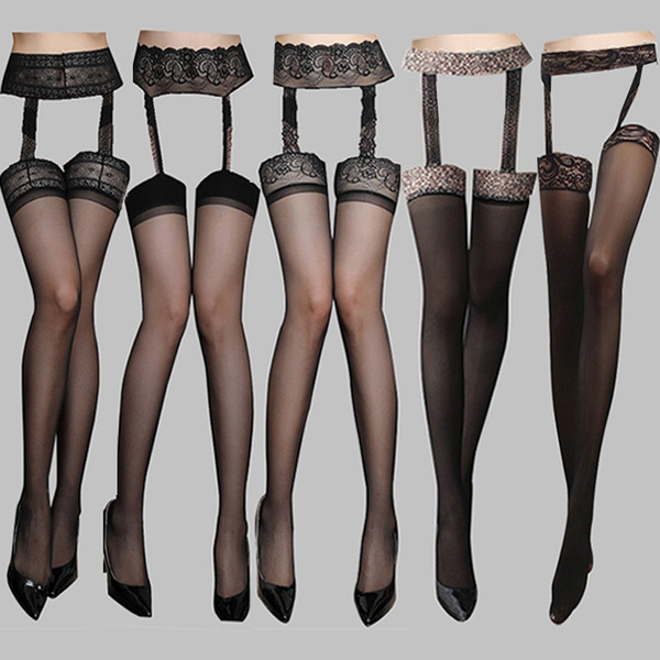 Do all tights have a garter band on the thigh? - Quora