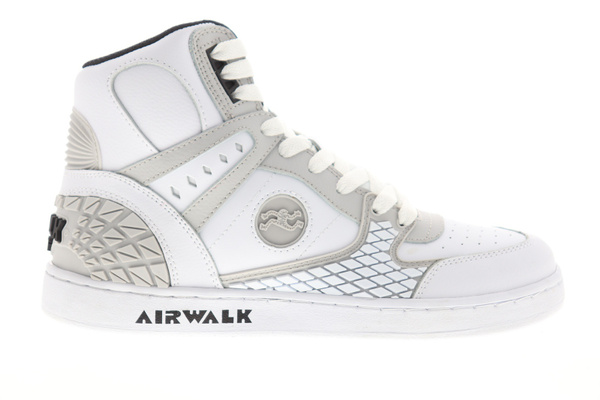 Airwalk Prototype 600 AW00226-100 Mens White Skate Sneakers