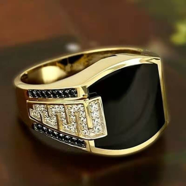 Luxury Classic European and American Fashion Creative High Quality Jewelry  Accessories European and American Hip-hop Rings Full of Couples Ring High  Jewelry Birthday Party Anniversary Christmas Gifts for Men and Women Rings