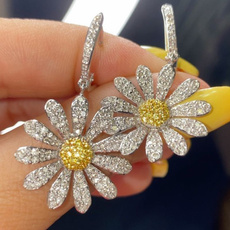 1 Pair Exquisite silver colorStud Earring White Sapphire Diamond Earring Fashion Accessories Sunflower Hoop Dangle Earrings
