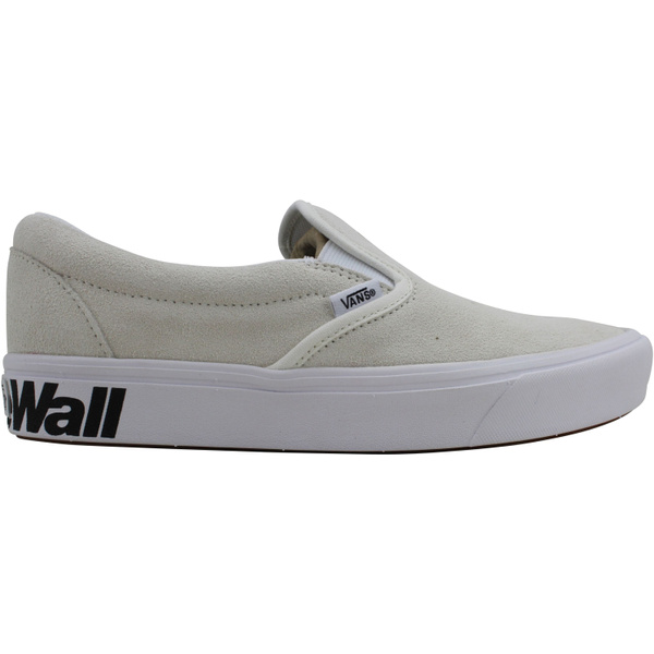 vans comfycush slip on distort