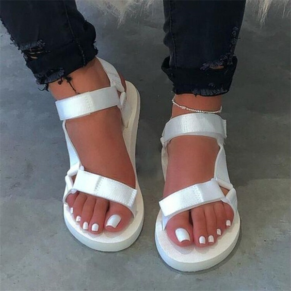 Foam bottom hot sale sandals