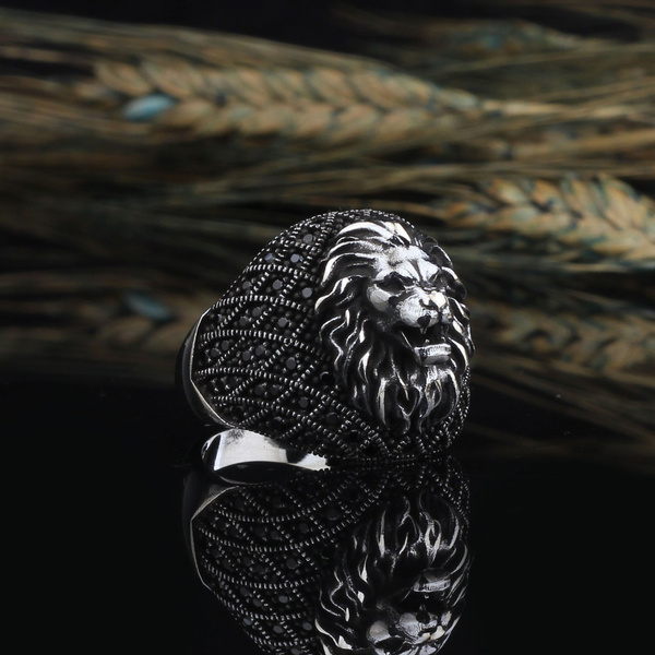RARE PRINCE by CARAT SUTRA | Unique Designed Ferocious Lion Ring | 925 –  caratsutra