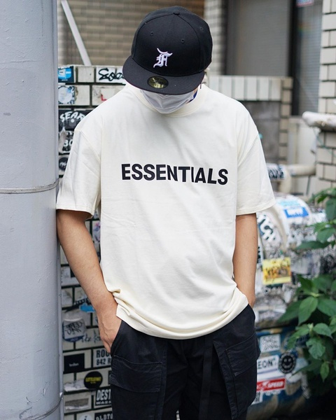 white essential t shirt