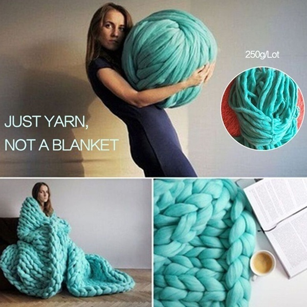 Handmade DIY Chunky Yarn Wool Roving Bulky Yarn Hand Knitting Yarn 250g/Lot  for Blanket/ Hat/ Pet Bed /Scarf