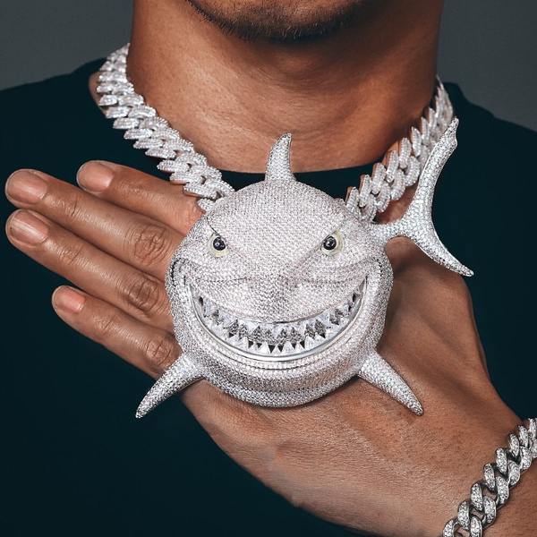 HALOKAIYA ICEDIAMOND Gold Tone Bling Diamond Shark Pendant with Cuban Chain  Necklace, Iced Out 5A Zircon Luxury Hip Hop Jewelry for Men Women  (Gold,18''Cuban) : Amazon.co.uk: Fashion