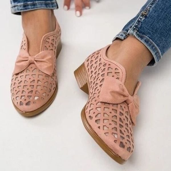 Zapatos planos transpirables huecos ocasionales de las mujeres de la moda Zapatos planos transpirables huecos ocasionales de las mujeres de la moda