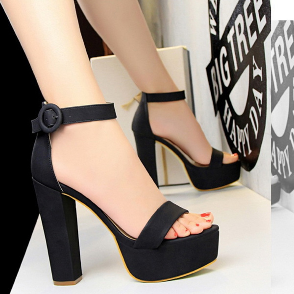 Ankle strap chunky hotsell heel low platform sandals