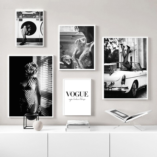 Runway Avenue Fashion and Glam Wall Art Canvas Prints 'The Noir Tarot'  Perfumes - Black, White 
