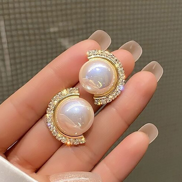 Stone and rhinestone stud earrings :: LICHI - Online fashion store