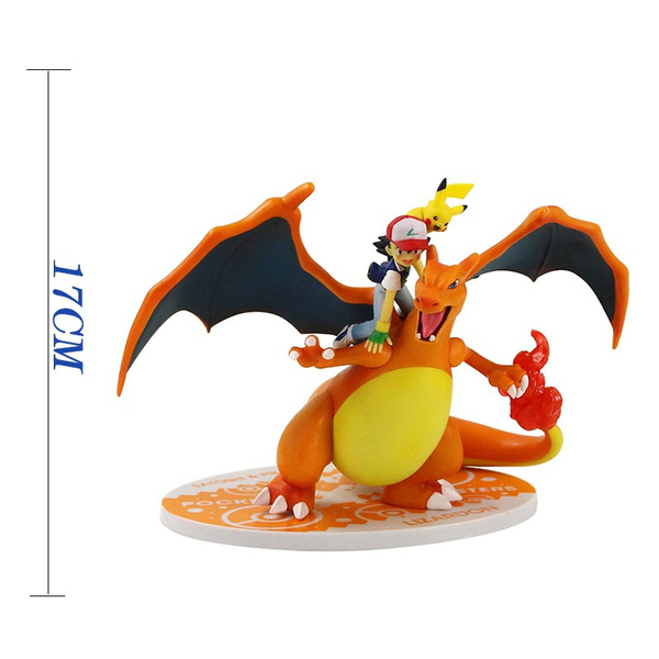 Action Figure Ash Ketchum, Charizard e Pikachu