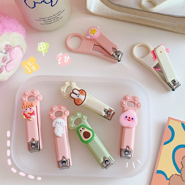 Amazon.com: Fingernail Clipper Portable Cute Cartoon Nail Clipper Lovely  Cat Bear Frog Scissors Small Manicure Tools Handy Nailcutter for Girls And  (Random Color Pattern) Nail Clippers : Home & Kitchen