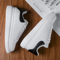 Alexander McQueen Sneakers • Compare prices now »