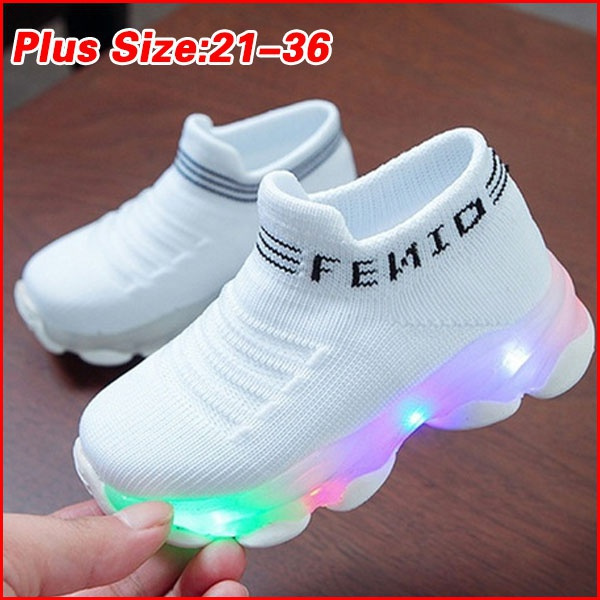 Baby light up sales shoes size 3