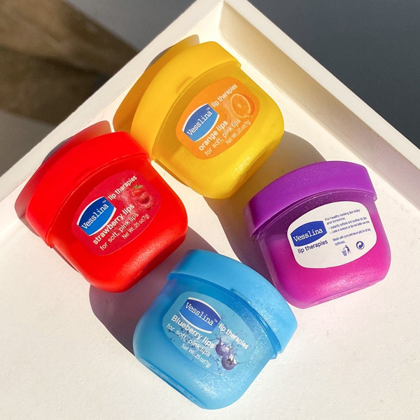 Petroleum jelly store for lips