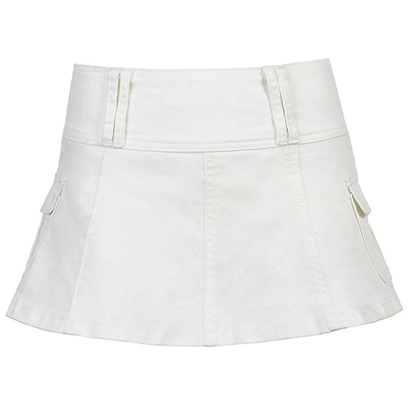 low waisted pleated skirt