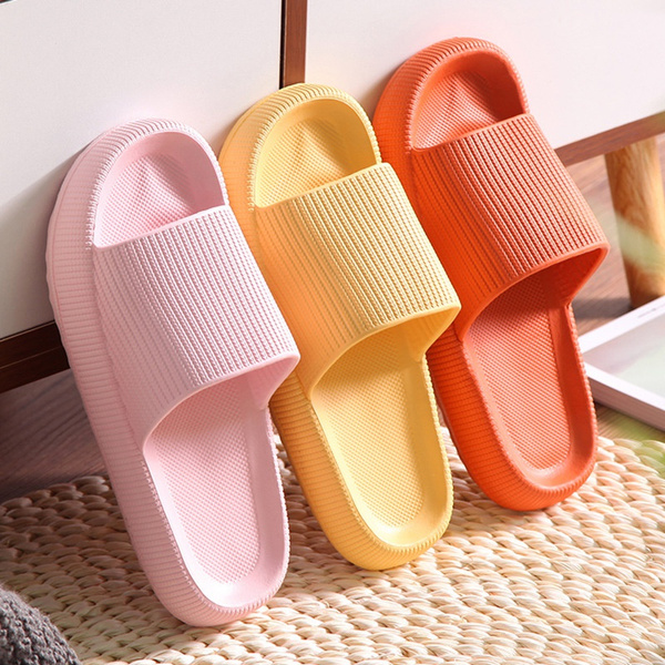 Quiet hot sale soled slippers