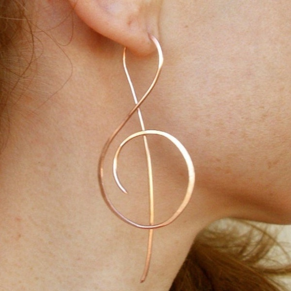 treble clef earring