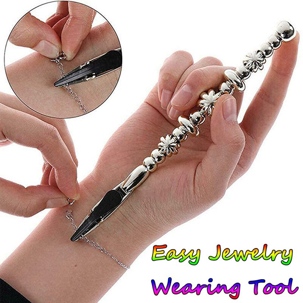 Easy Jewelry Wearing Tool Bracelet Wearing Auxiliary Clip Helper