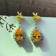 White Gold, Exaggeration, ear studs, Yellow
